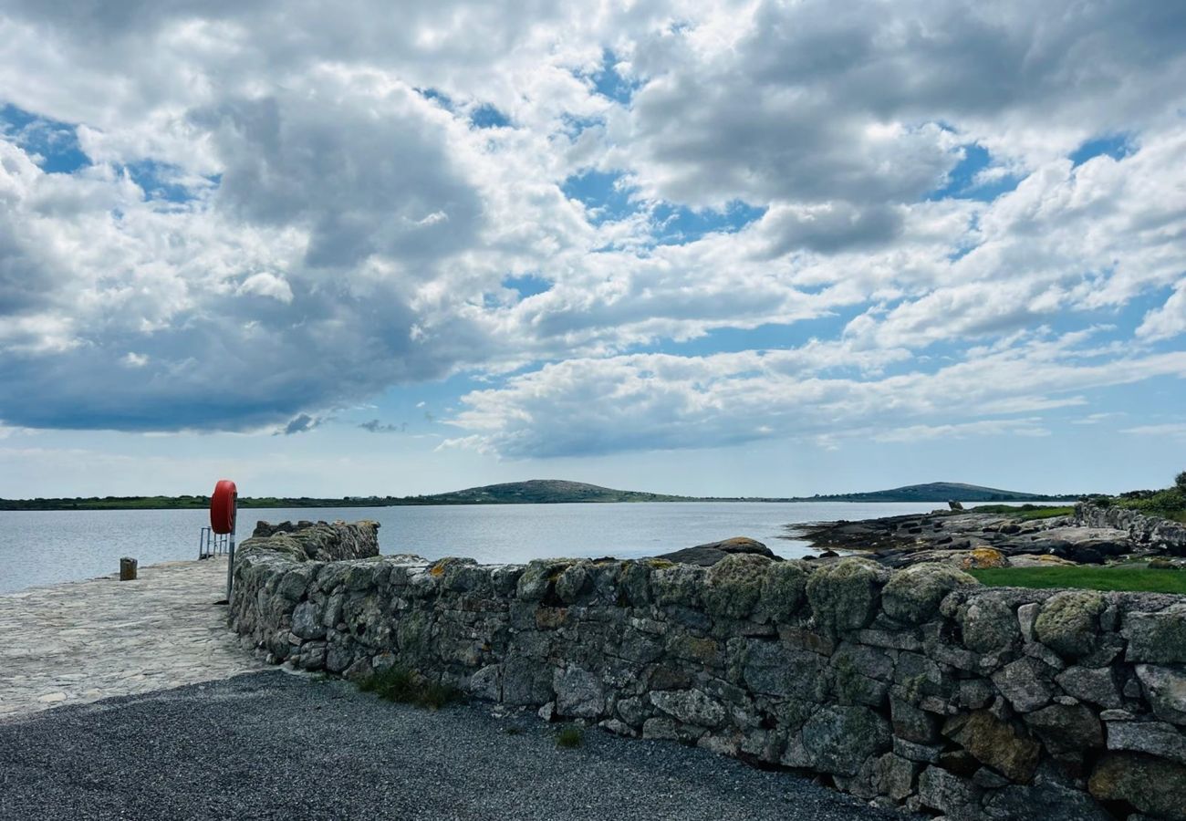 House in Rosmuck - Hawthorn House - Luxurious stay with scenic views