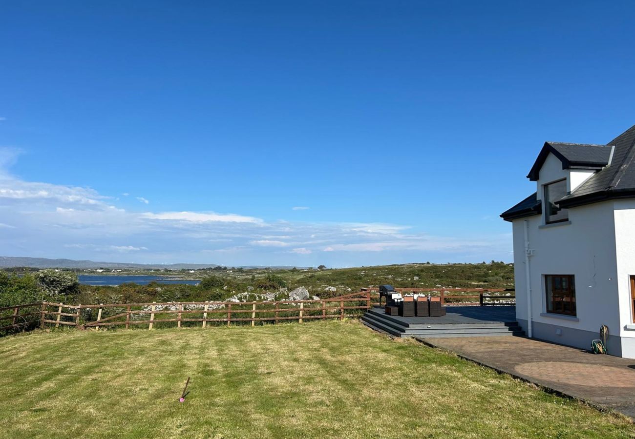House in Rosmuck - Hawthorn House - Luxurious stay with scenic views