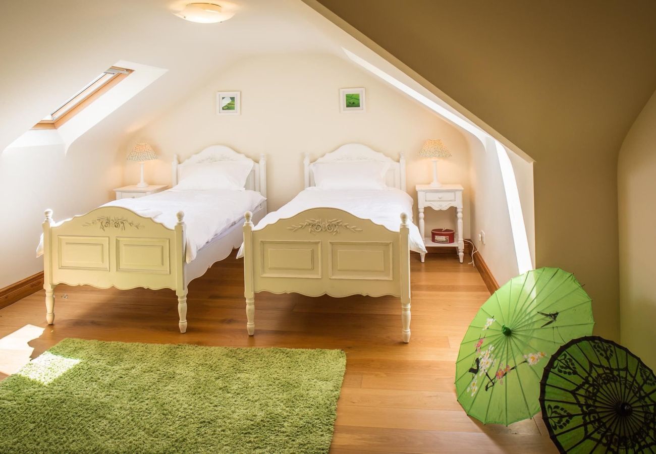 House in Clifden - Once Upon a Tide has magnificent sea views