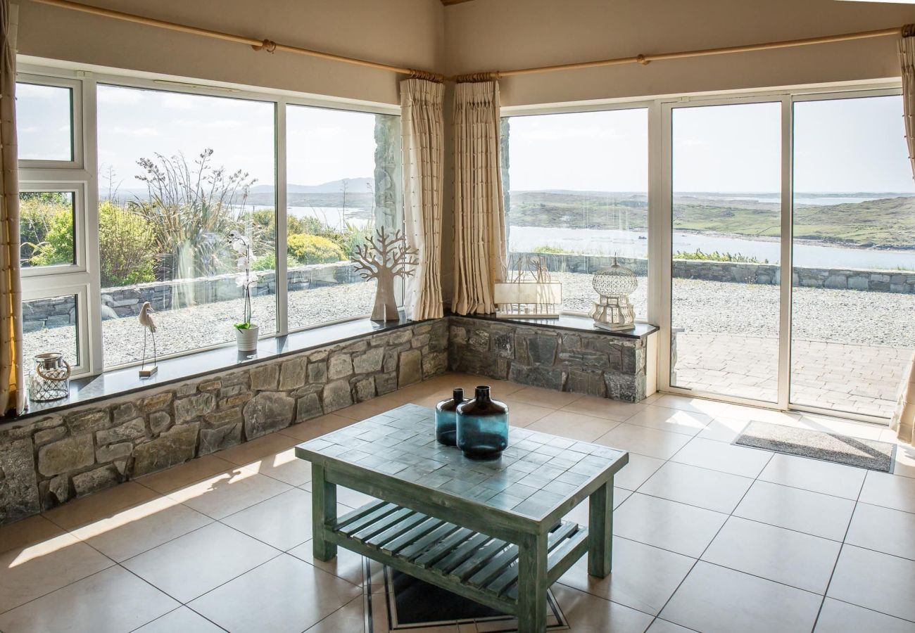House in Clifden - Once Upon a Tide has magnificent sea views
