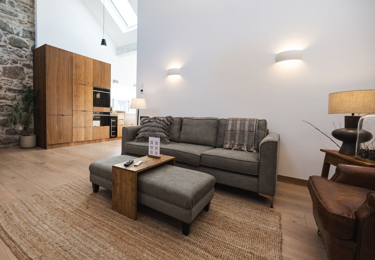 Cottage in Roundstone - Bog Cotton Luxury Cottage - Within The Village