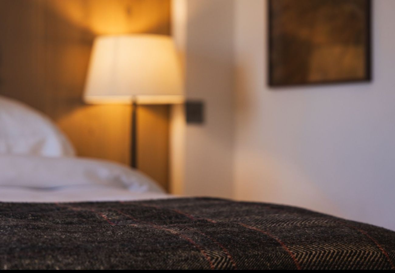 Cottage in Roundstone - Bracken Luxury Cottage - Within The Village 