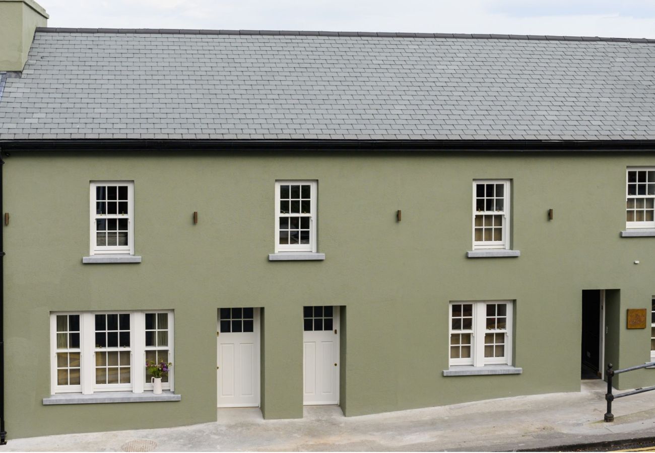 Cottage in Roundstone - Bracken Luxury Cottage - Within The Village 