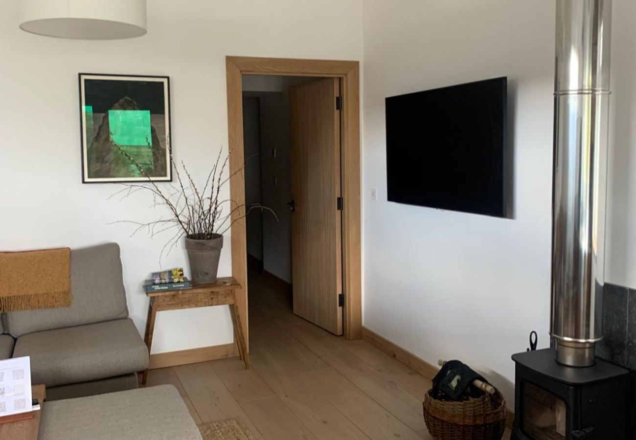 Terraced House in Roundstone - Kelp Luxury Cottage - Within The Village