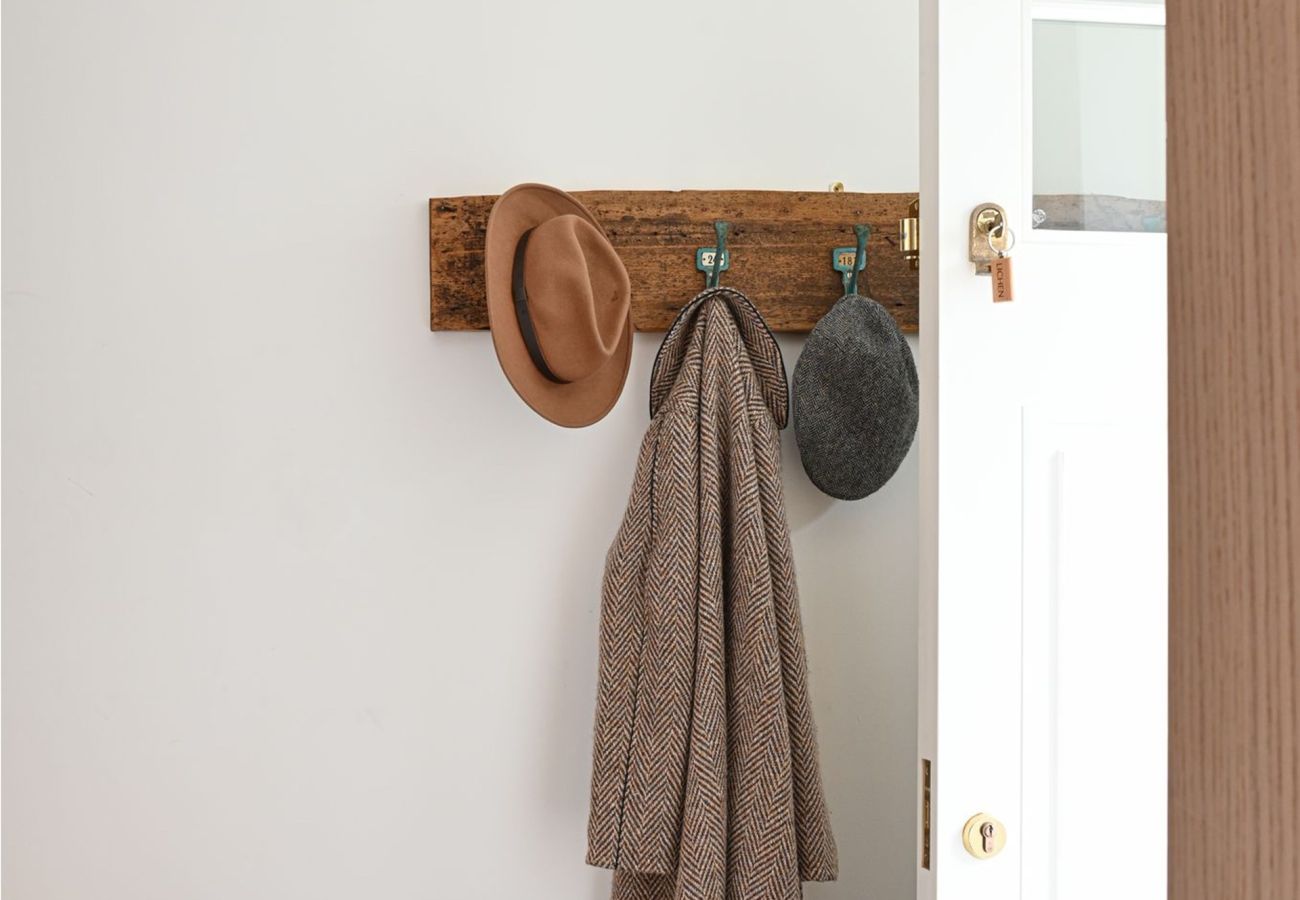 Terraced House in Roundstone - Kelp Luxury Cottage - Within The Village