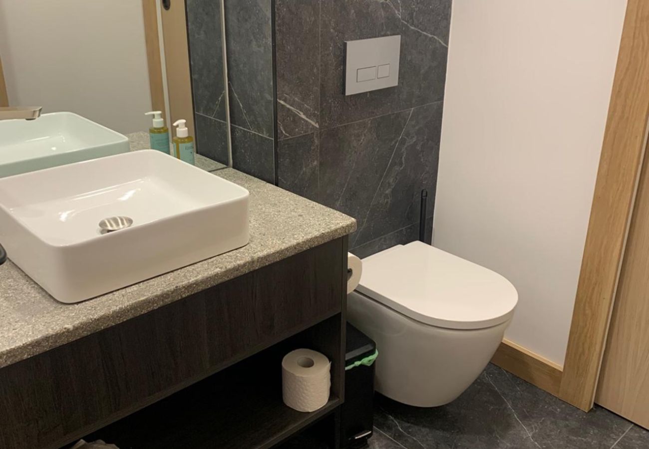 Terraced House in Roundstone - Kelp Luxury Cottage - Within The Village