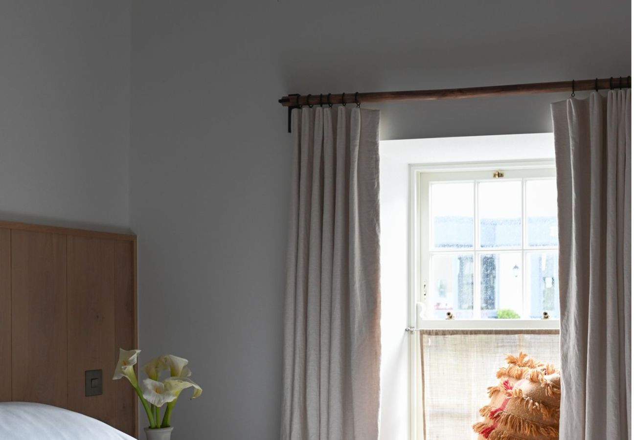 Terraced House in Roundstone - Kelp Luxury Cottage - Within The Village