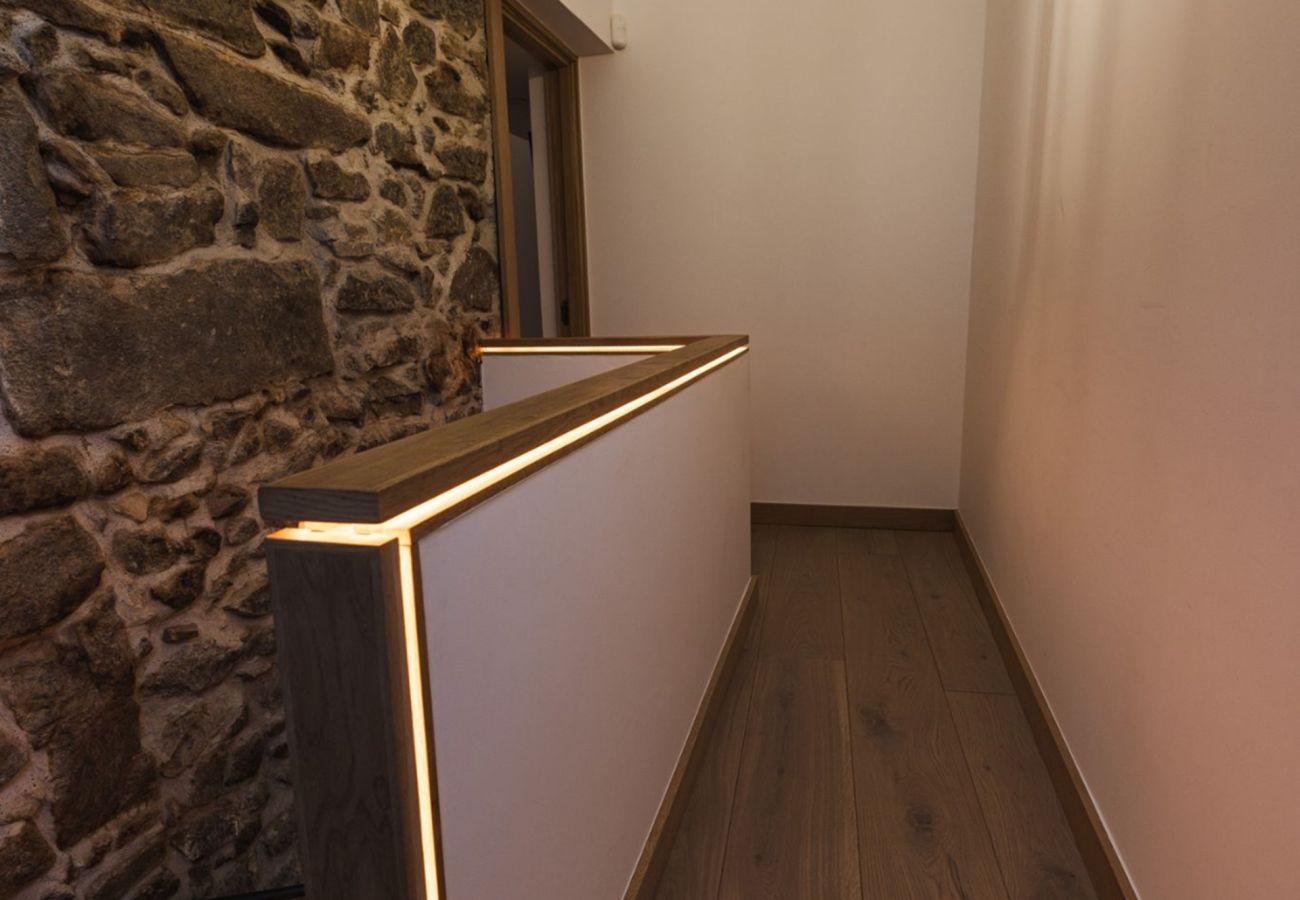 Terraced House in Roundstone - Kelp Luxury Cottage - Within The Village