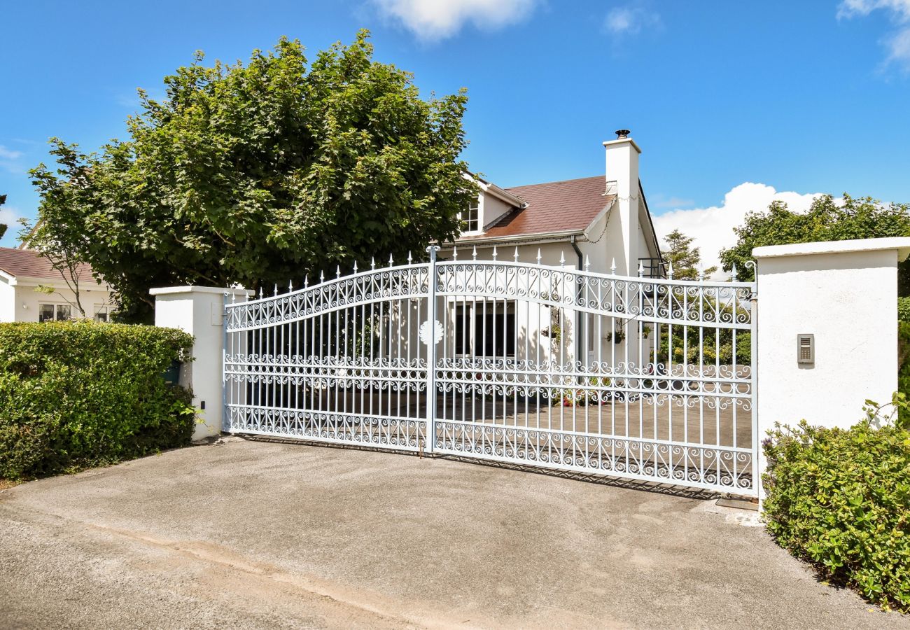 House in Ballyconneely - Mannin Lodge by Connemara Shores