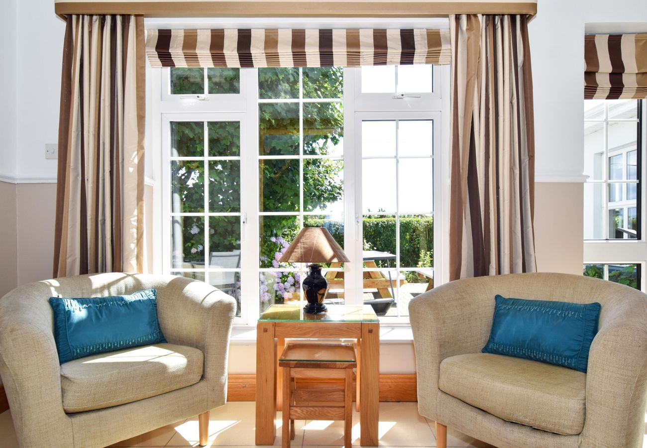 House in Ballyconneely - Mannin Lodge by Connemara Shores