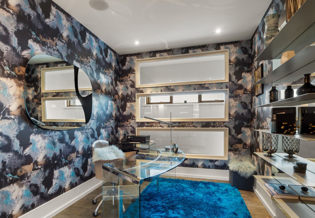 Villa in Clifden - Suaimhneas Villa with Castle and Sea Views 