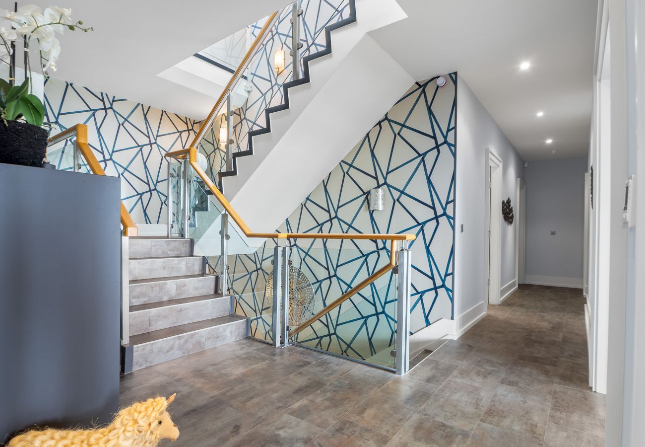 Villa in Clifden - Suaimhneas Villa with Castle and Sea Views 