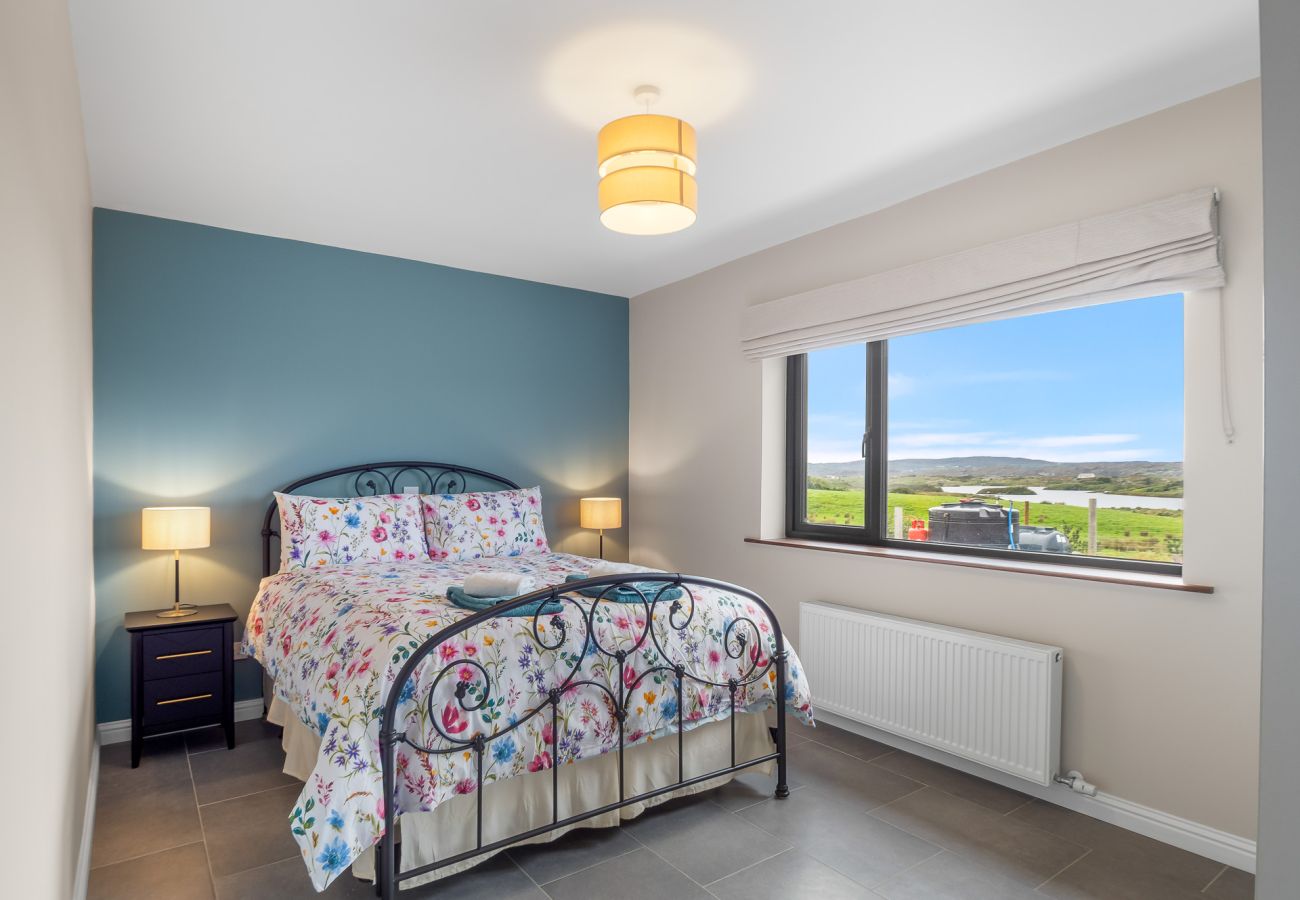 House in Ballyconneely - Lakeview House Ballyconneely