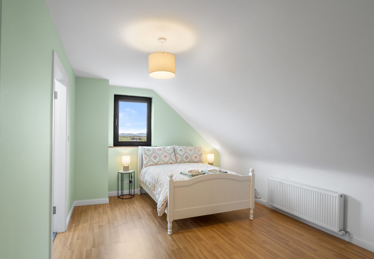 House in Ballyconneely - Lakeview House Ballyconneely