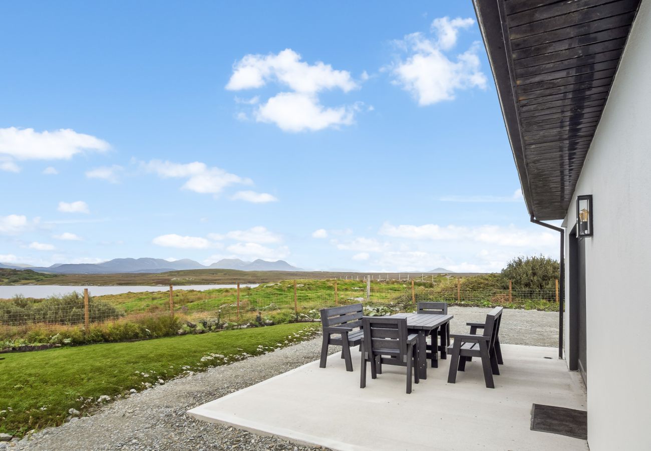 House in Ballyconneely - Lakeview House Ballyconneely