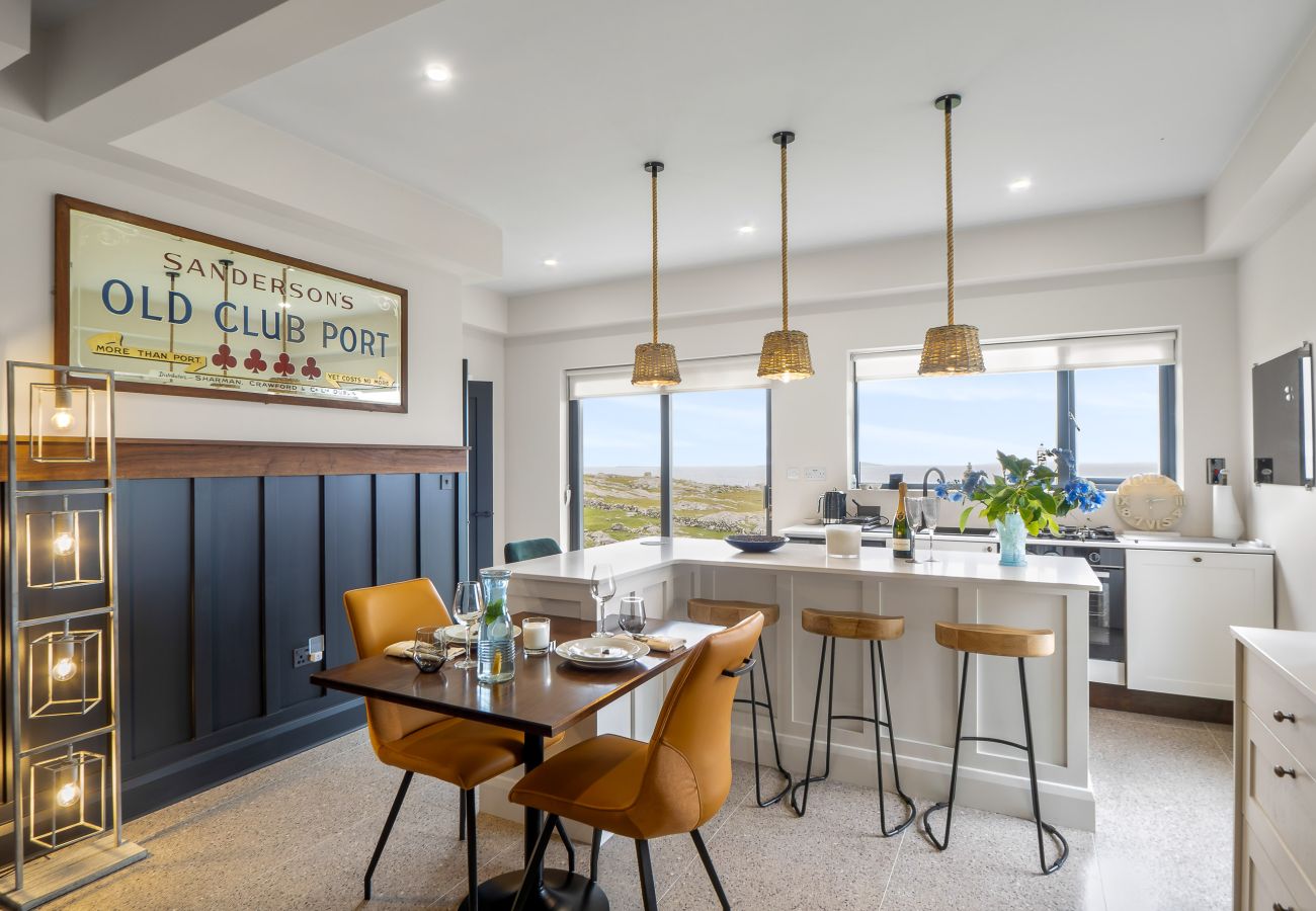 Chalet in Roundstone - Wave Watcher Luxurious Chalet 