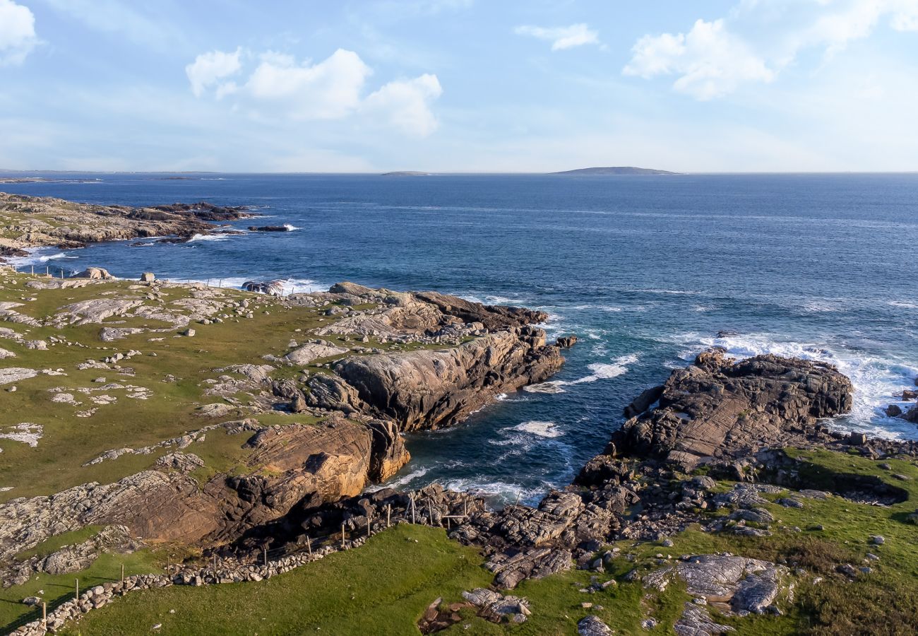 Chalet in Roundstone - Wave Watcher Luxurious Chalet 