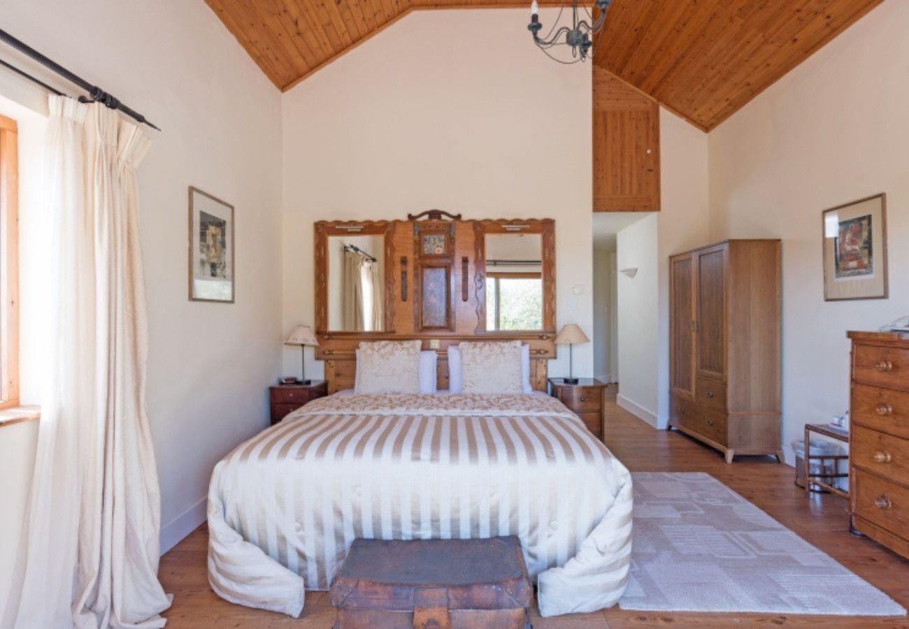 House in Clifden - Dolphin Beach House Close to the sea and town