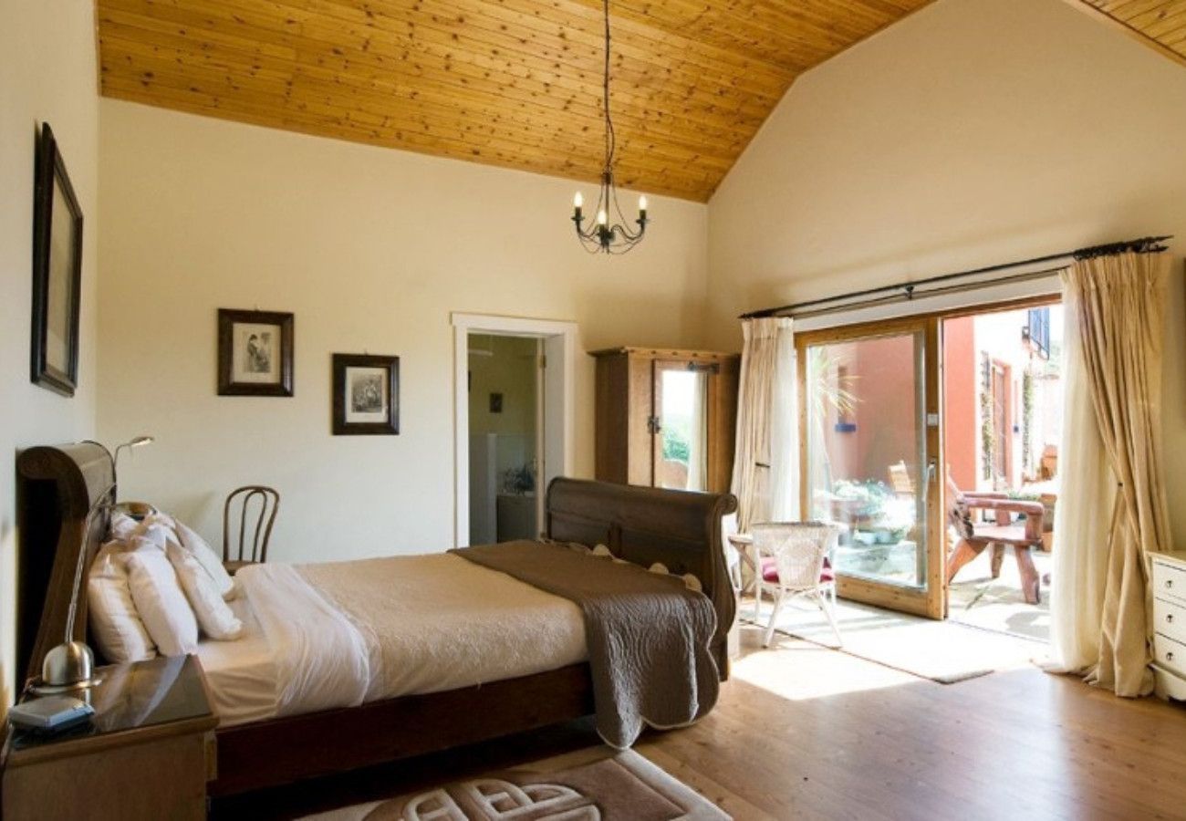 House in Clifden - Dolphin Beach House Close to the sea and town