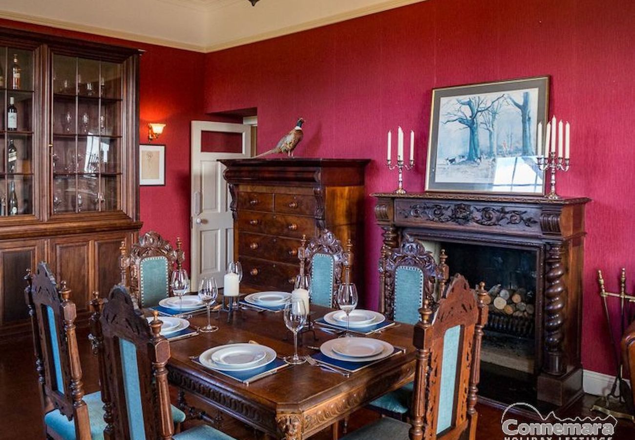 House in Clifden -  Kill House an elegant historic property 