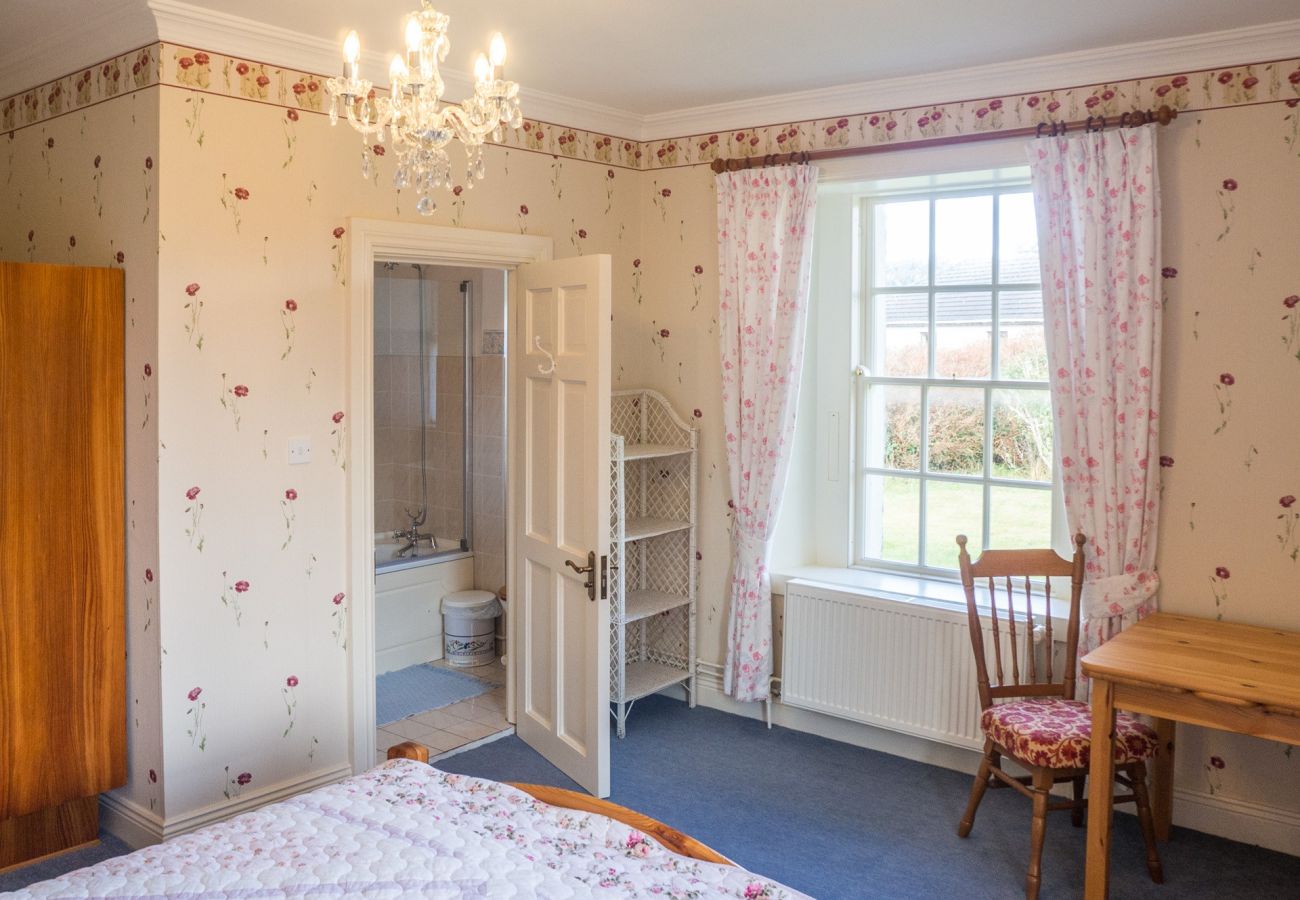 House in Clifden -  Kill House an elegant historic property 