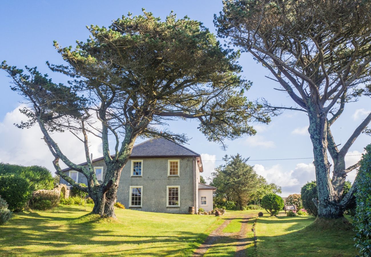 House in Clifden -  Kill House an elegant historic property 