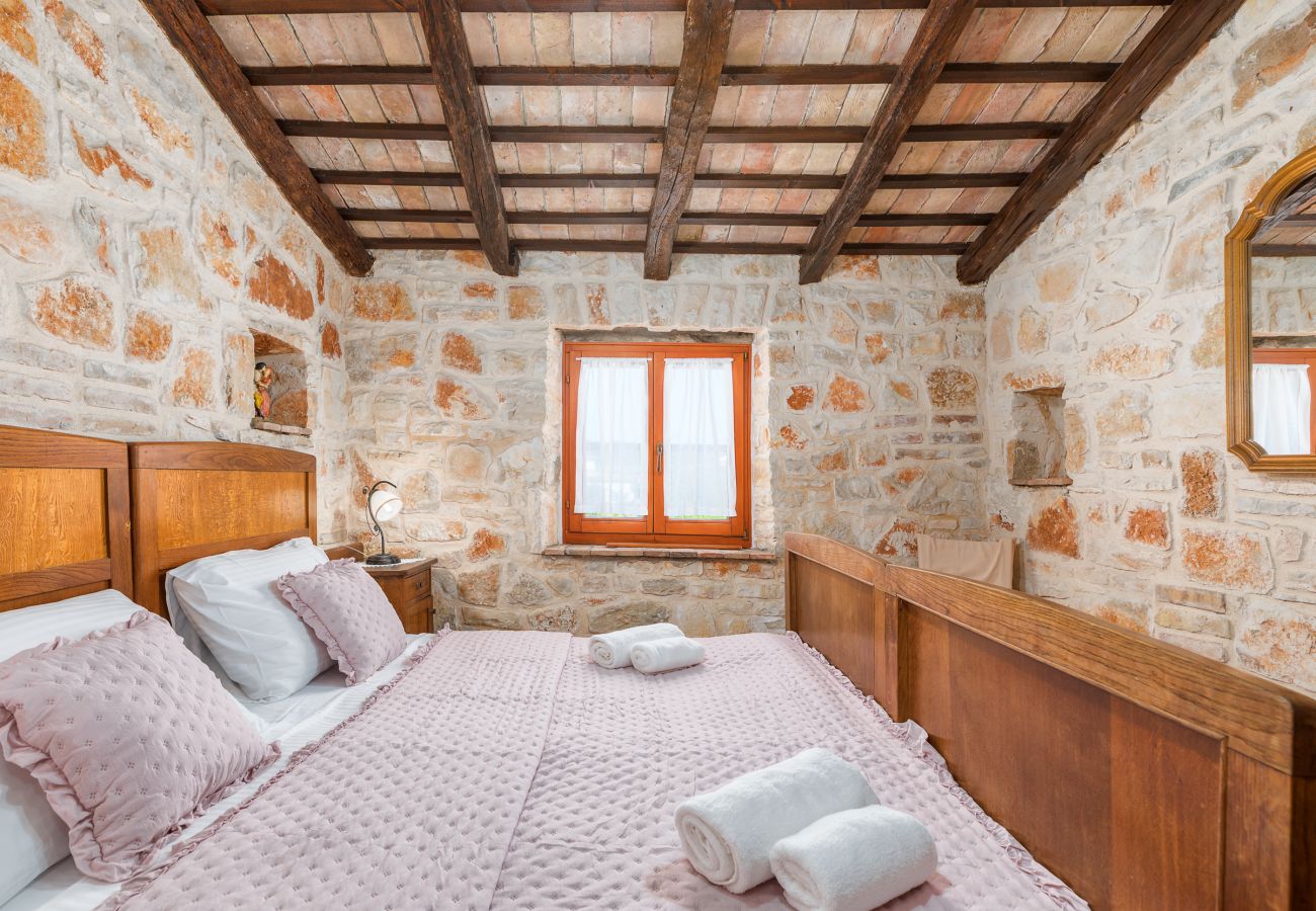 Villa in Fažana - Villa Marceta with shared Pool