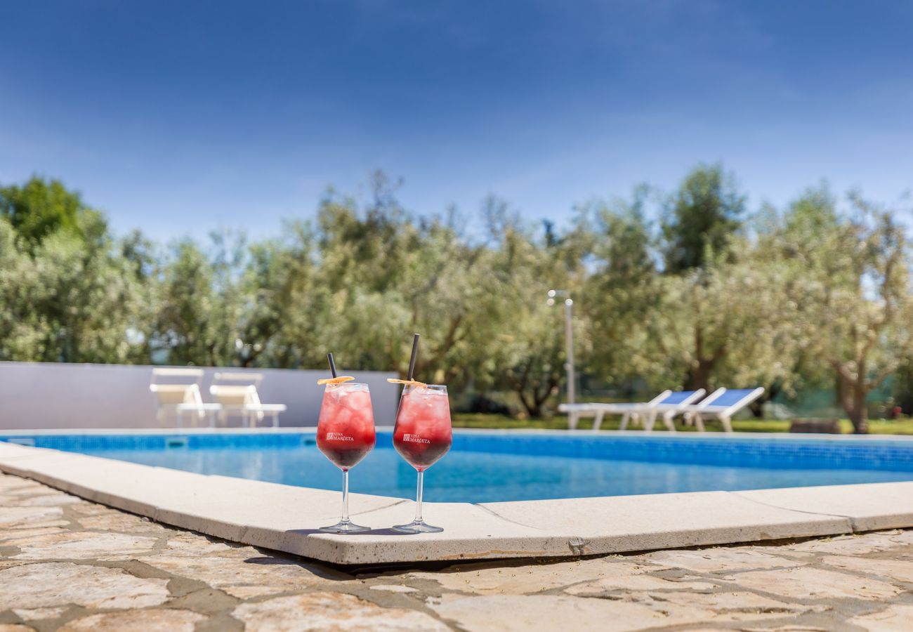 Villa in Fažana - Villa Marceta with shared Pool