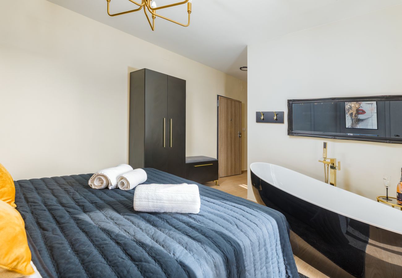 Apartment in Fažana - Luxe Apt Marceta 6 - Couple Getaway with Pool