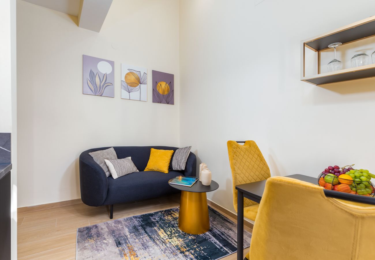 Apartment in Fažana - Luxe Apt Marceta 6 - Couple Getaway with Pool