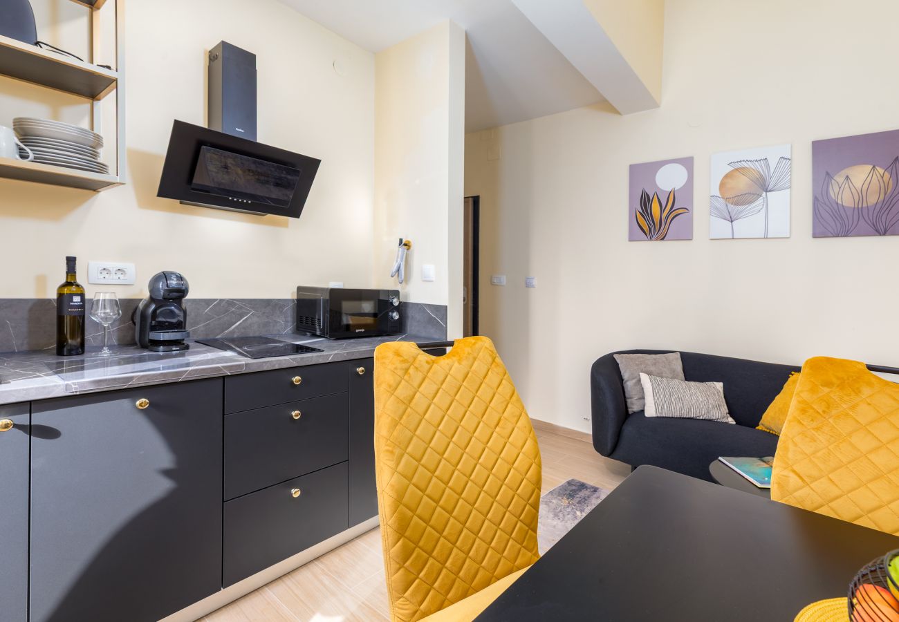 Apartment in Fažana - Luxe Apt Marceta 6 - Couple Getaway with Pool