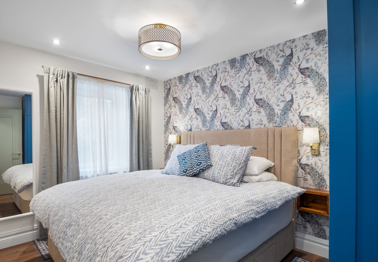 Apartment in Roundstone - A Coastal Haven at 2 Harbour View 