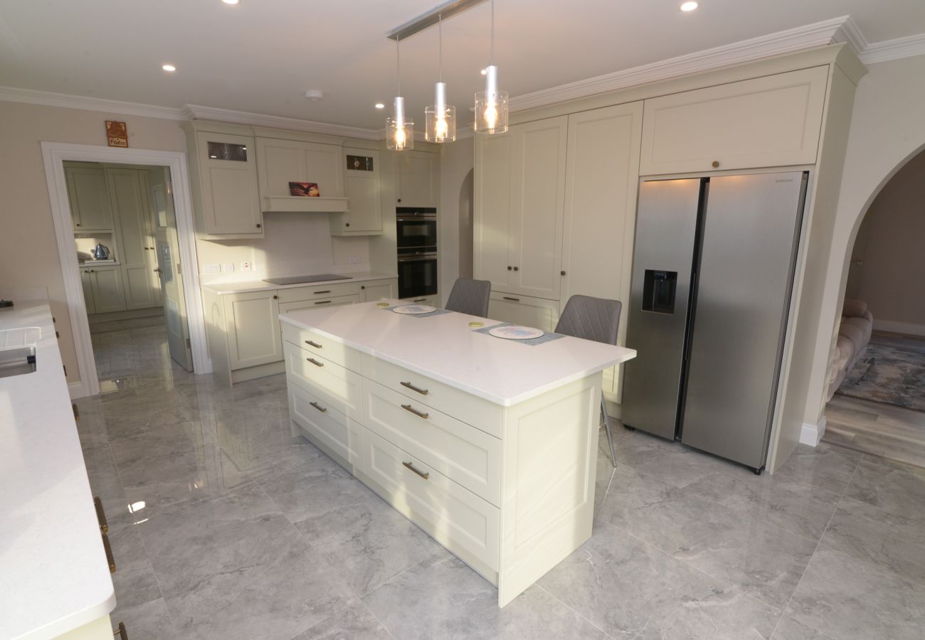 House in Carraroe -  St Thomas Bay Luxury by the Water at Carraroe