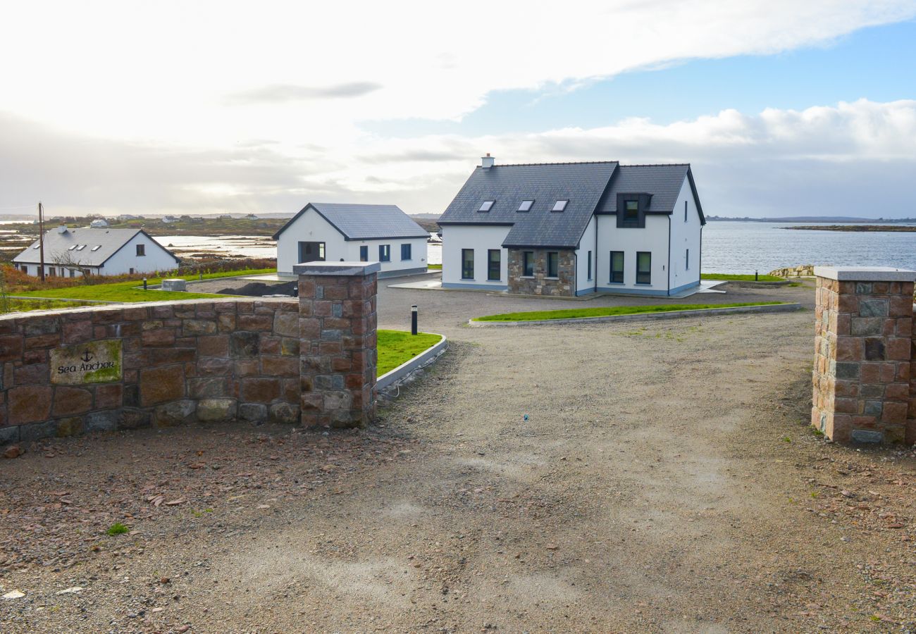 House in Carraroe -  St Thomas Bay Luxury by the Water at Carraroe