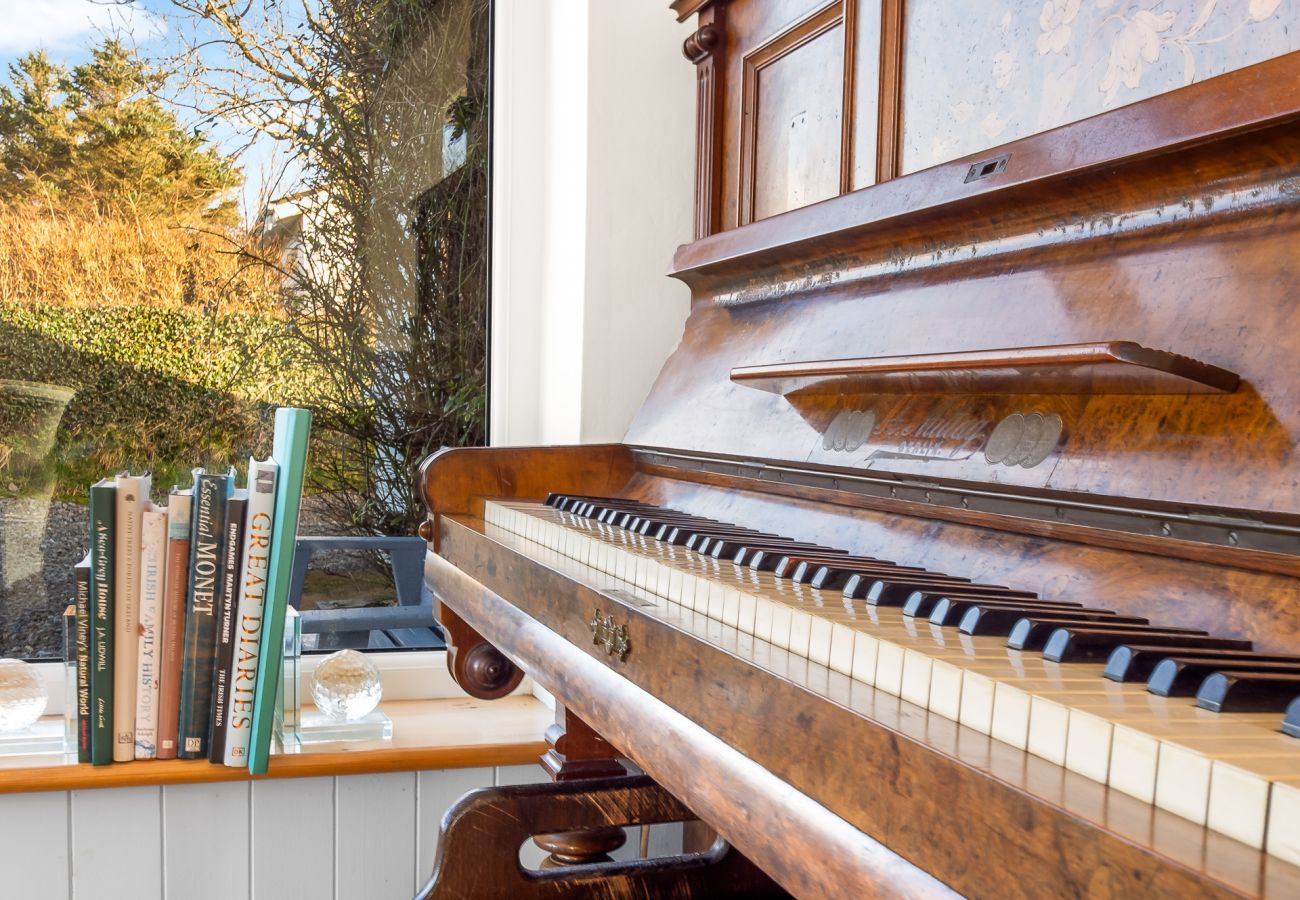 House in Renvyle - The Residence Renvyle countryside get away 