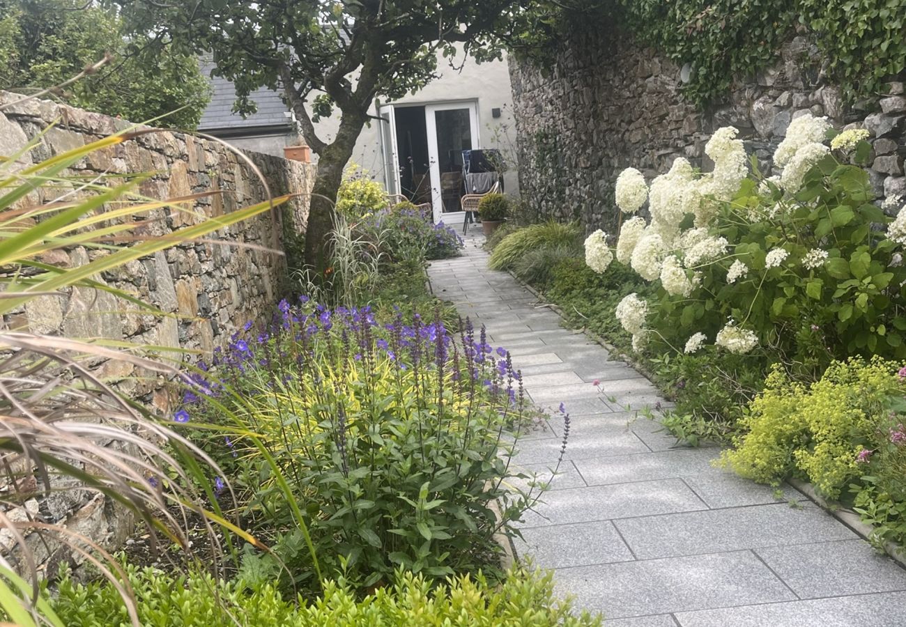 Apartment in Clifden - Market Street Apartment Clifden Town