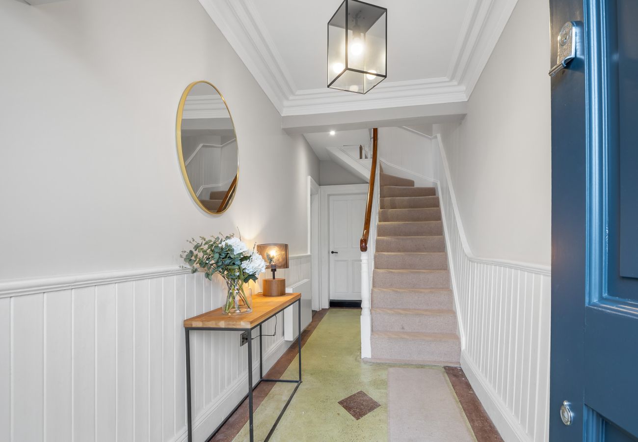 Apartment in Clifden - Market Street Apartment Clifden Town