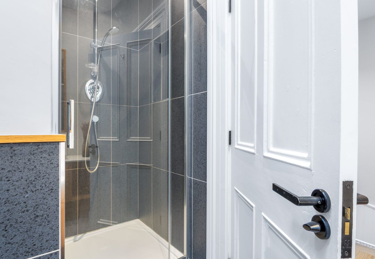 Apartment in Clifden - Market Street Apartment Clifden Town