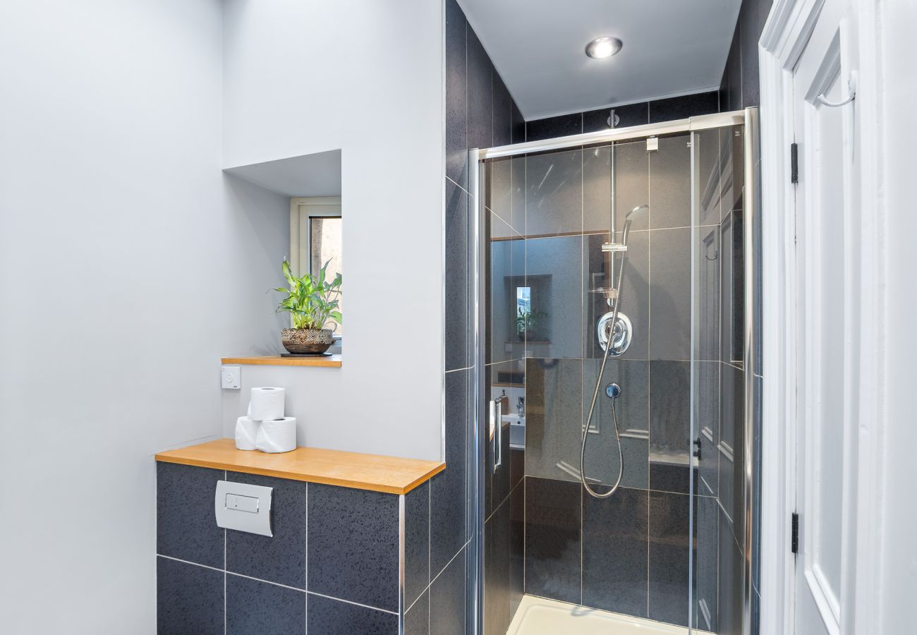 Apartment in Clifden - Market Street Apartment Clifden Town