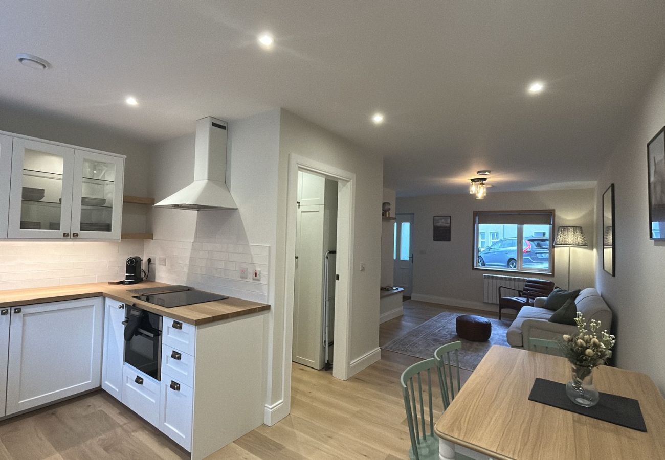 House in Clifden - The Old Forge in the Heart of  Clifden Town