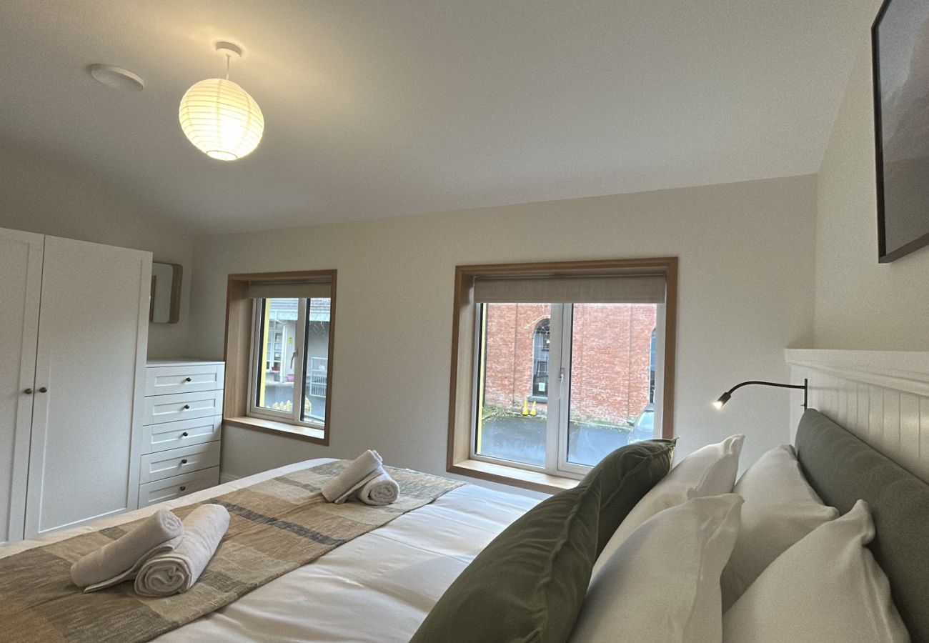 House in Clifden - The Old Forge in the Heart of  Clifden Town