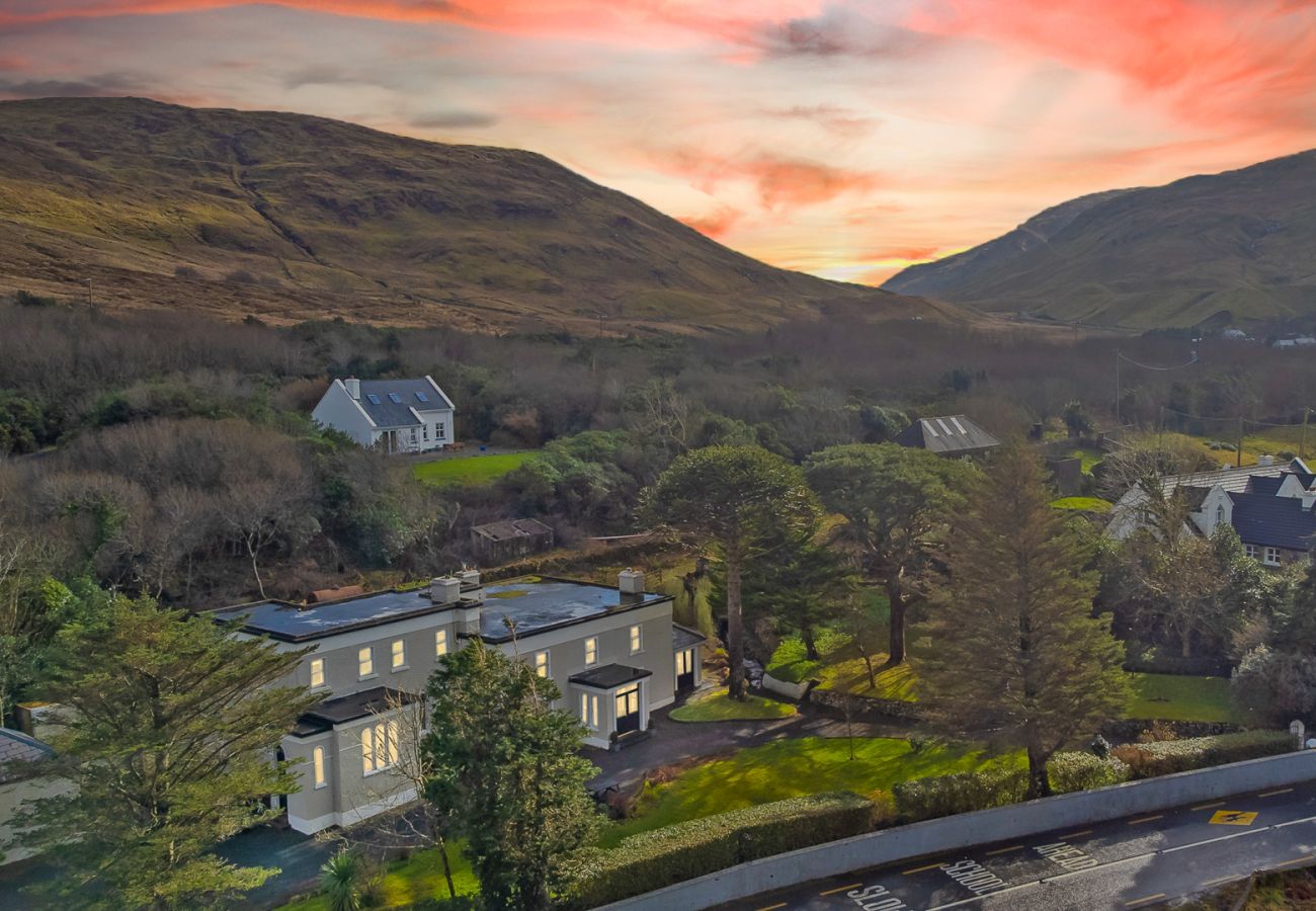 House in Leenaun - The Convent Leenane wild atlantic way 