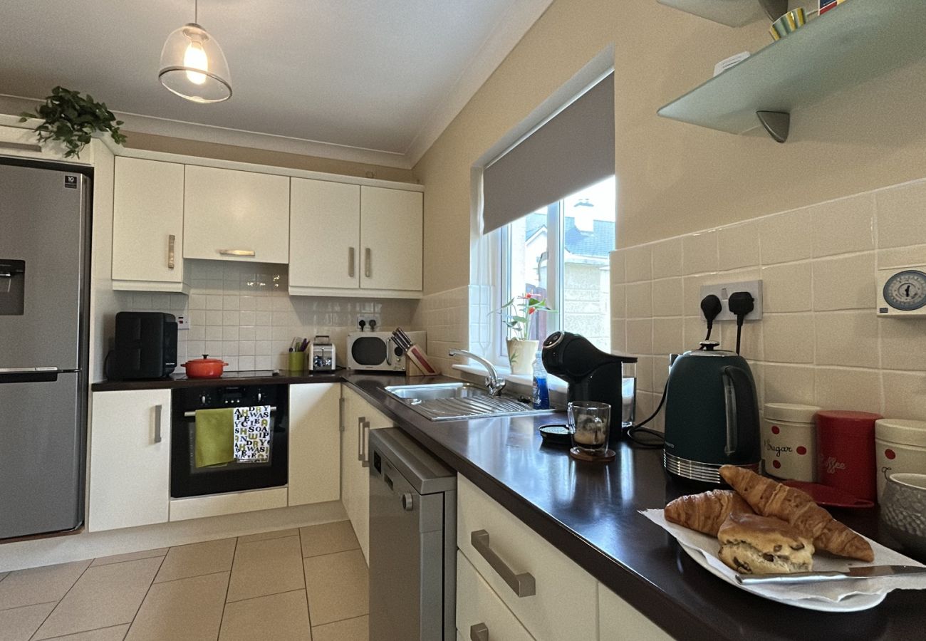 Terraced House in Clifden - Cuirt Cregg Clifden Holiday Home