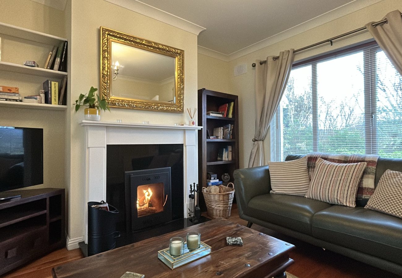 Terraced House in Clifden - Cuirt Cregg Clifden Holiday Home