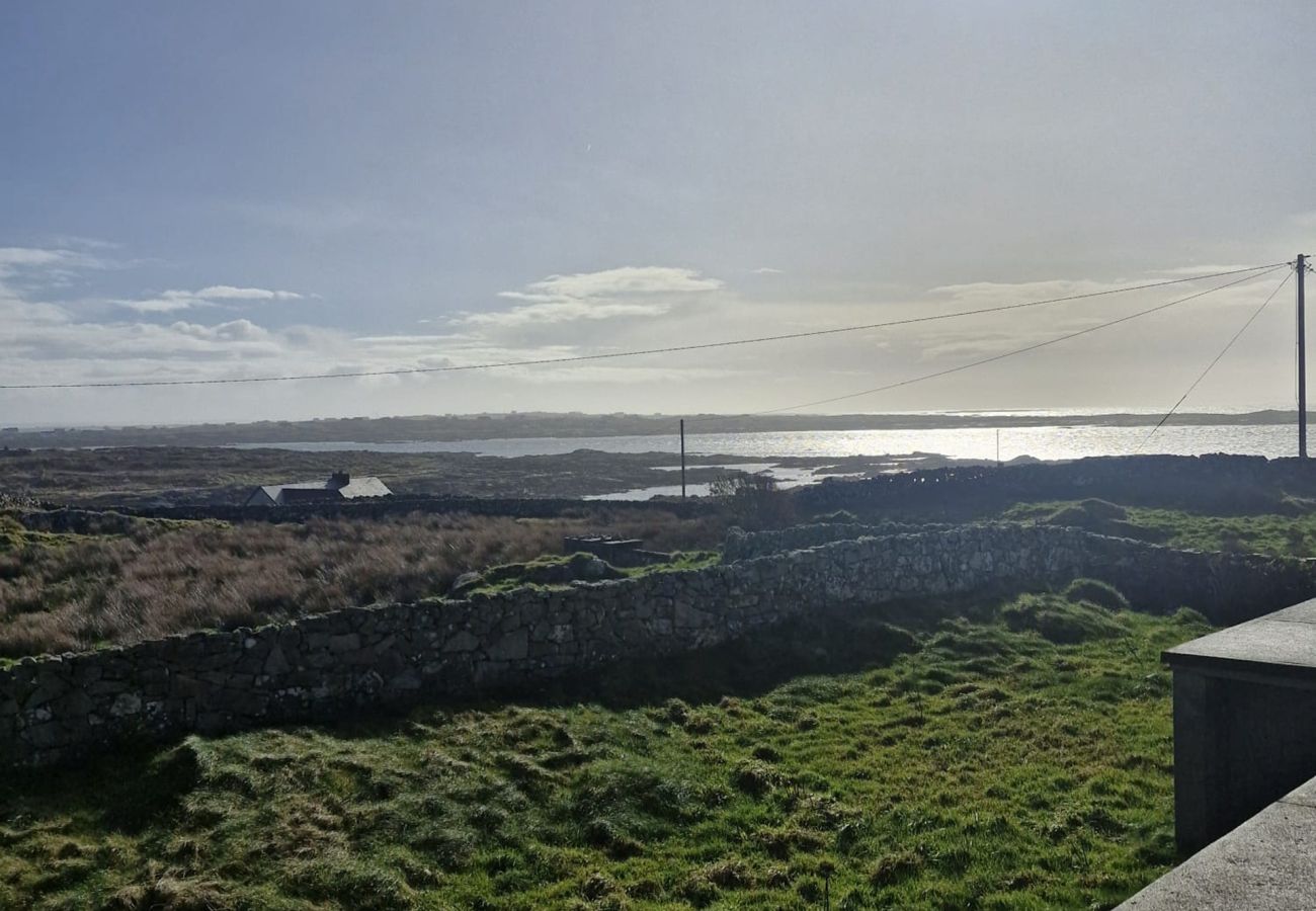 House in Carna - Teach Na hAirde with Stunning Views 