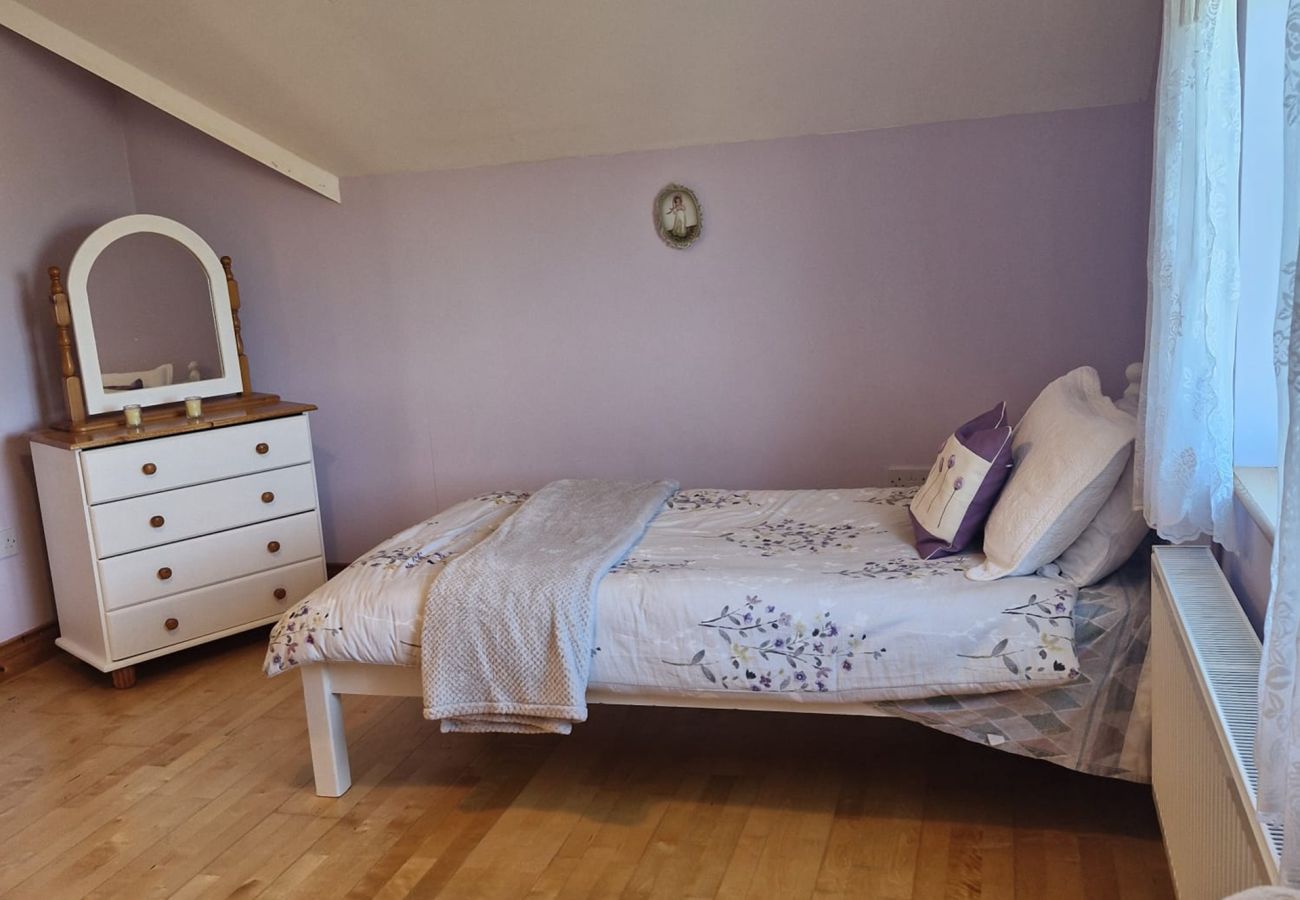 House in Carna - Teach Na hAirde with Stunning Views 