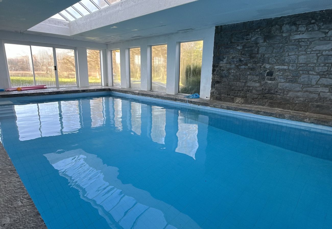 House in Rosscahill - Park Hall at Ross Castle with panoramic views 