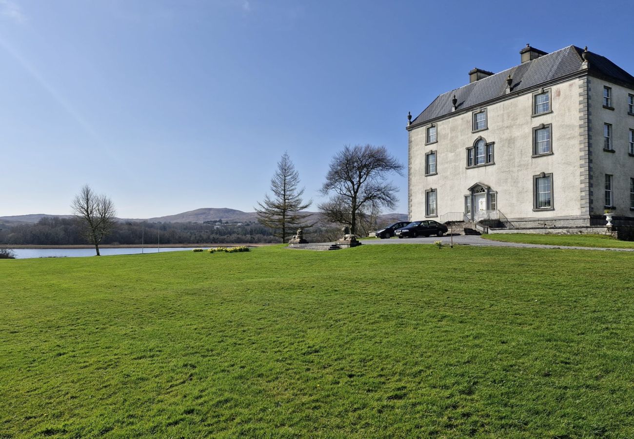Cottage in Rosscahill -  St George's Ross Castle Galway