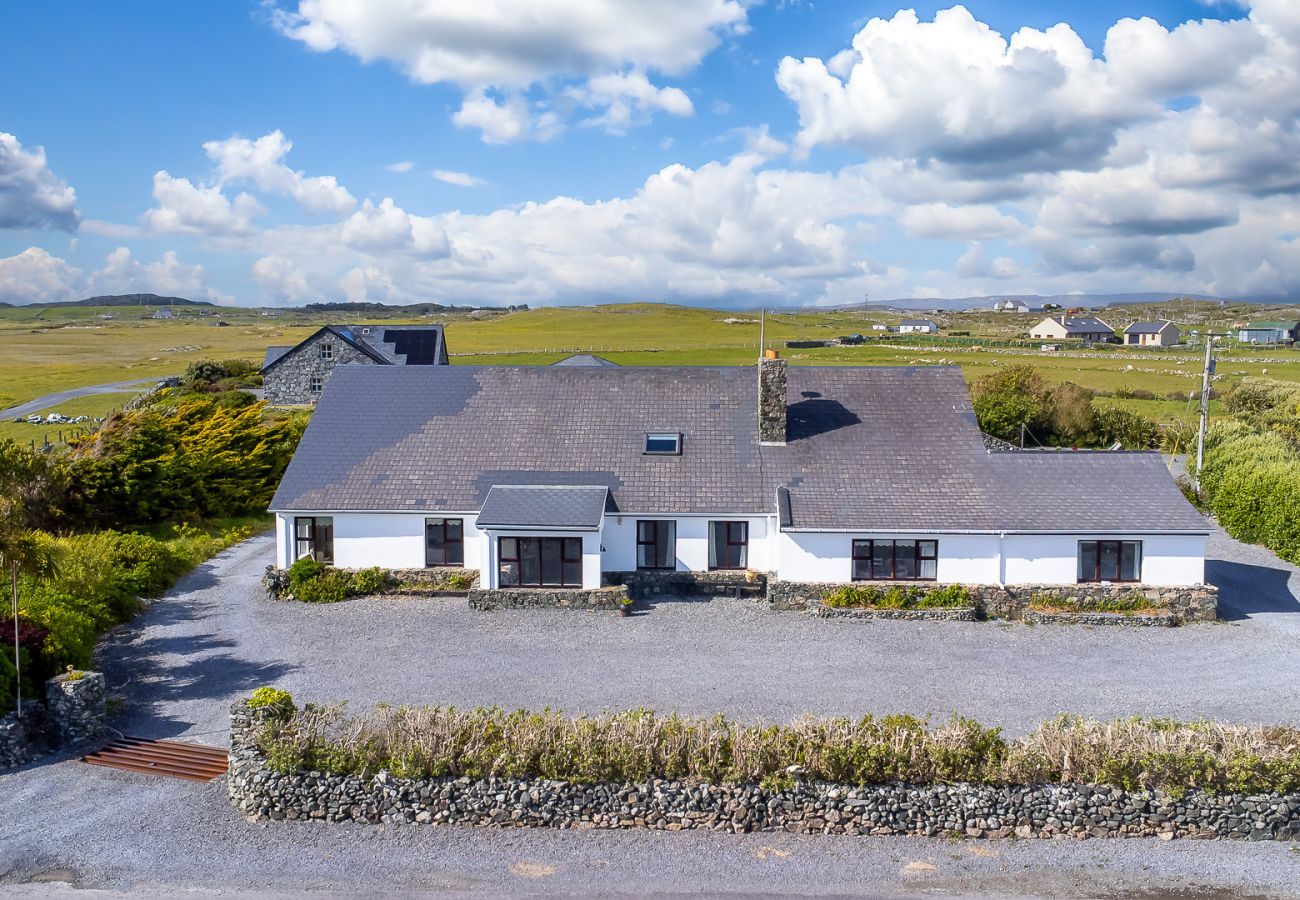 House in Ballyconneely - Conamara House Ballyconneely
