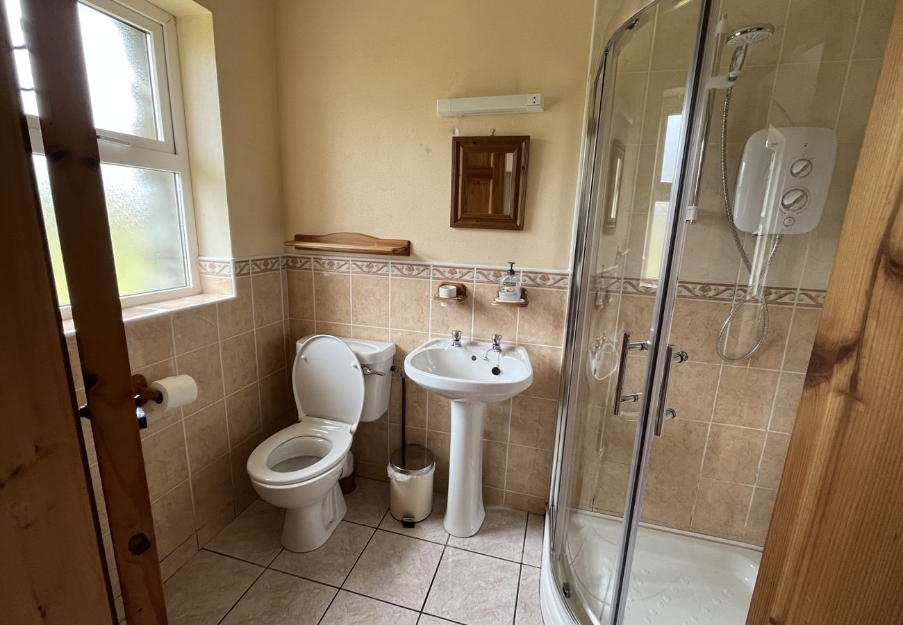 Cottage in Recess - Twelve Bens Lodge